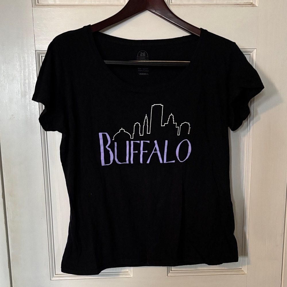 Buffalo Skyline Women's Black Tee
